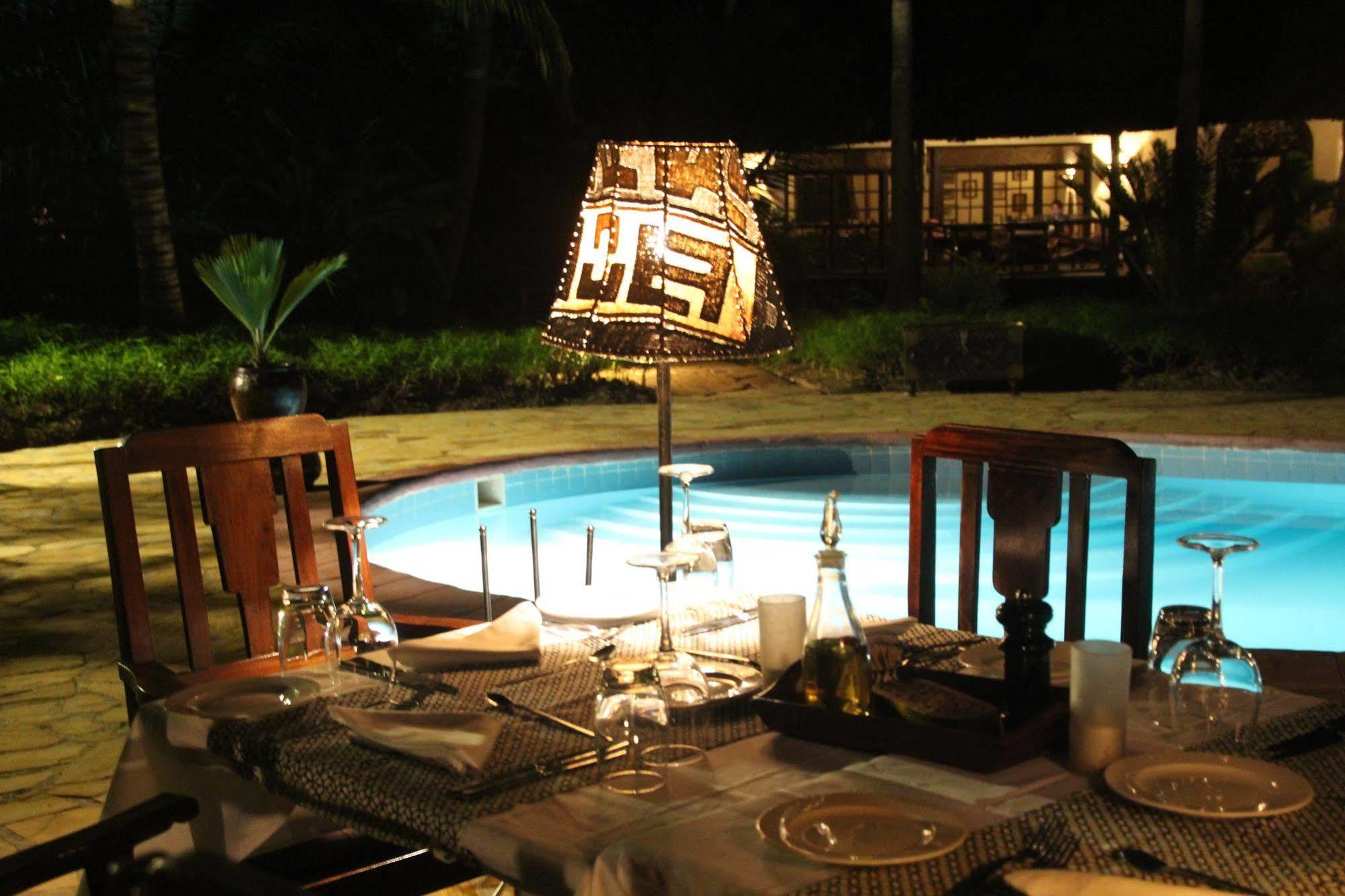 Anna Of Zanzibar Hotel Bwejuu Exterior photo
